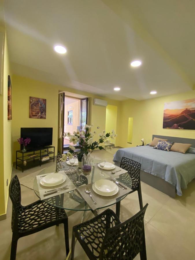 הוילה קטאניה Casa Delle Rose מראה חיצוני תמונה